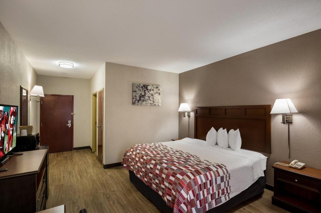 Red Roof Inn & Suites Bloomsburg - Mifflinville Exterior foto
