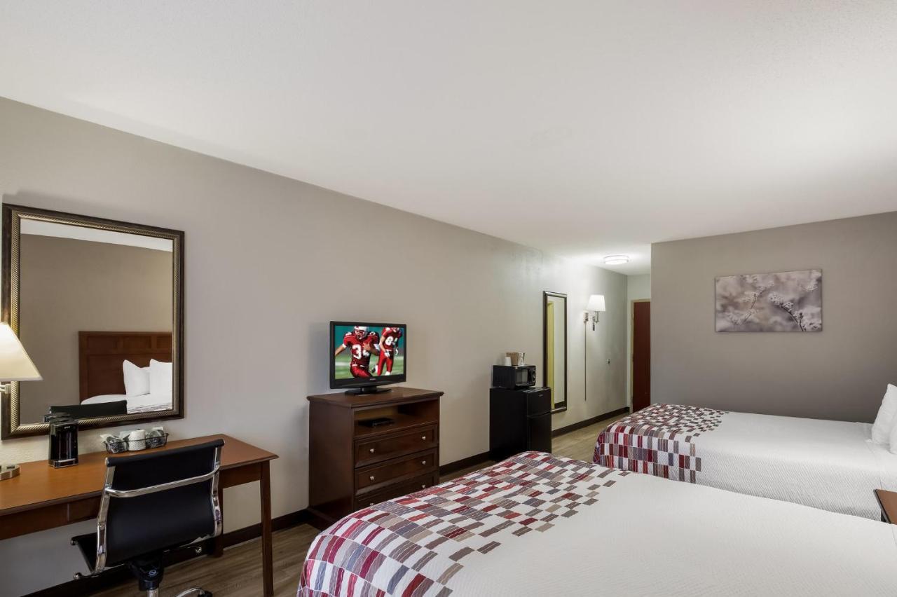 Red Roof Inn & Suites Bloomsburg - Mifflinville Exterior foto