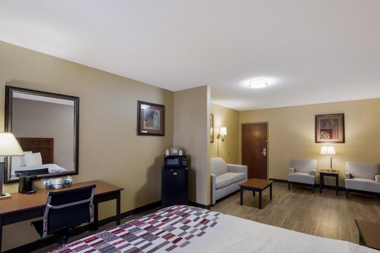 Red Roof Inn & Suites Bloomsburg - Mifflinville Exterior foto